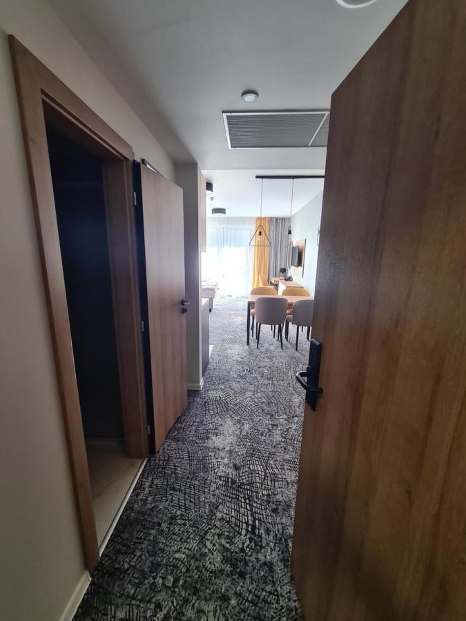 Akvamarin Besenova Apartman Daire Dış mekan fotoğraf