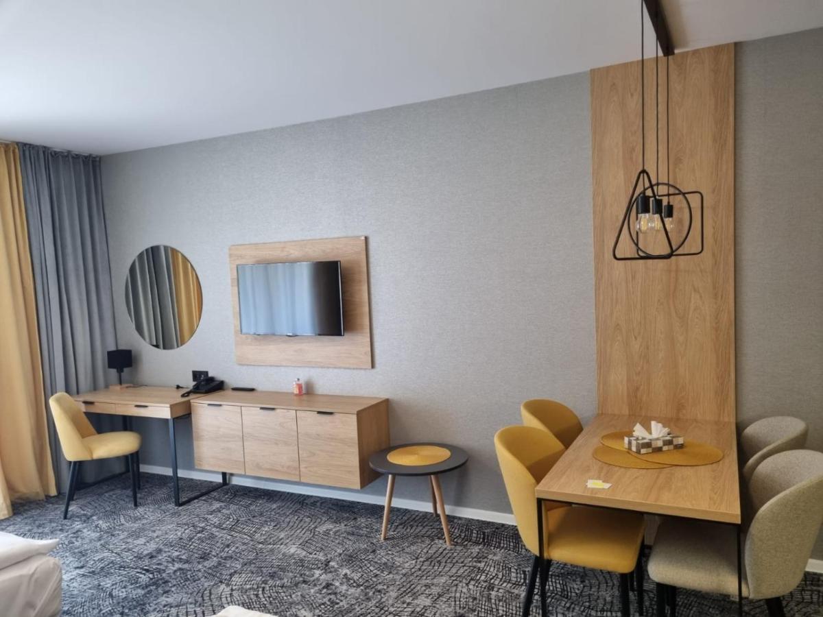 Akvamarin Besenova Apartman Daire Dış mekan fotoğraf