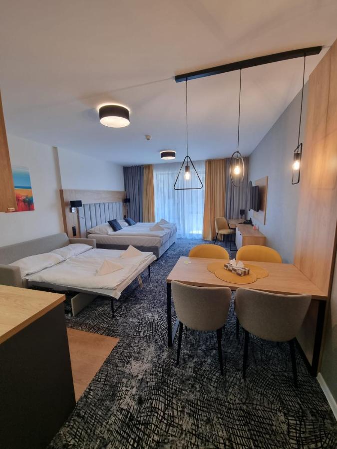 Akvamarin Besenova Apartman Daire Dış mekan fotoğraf