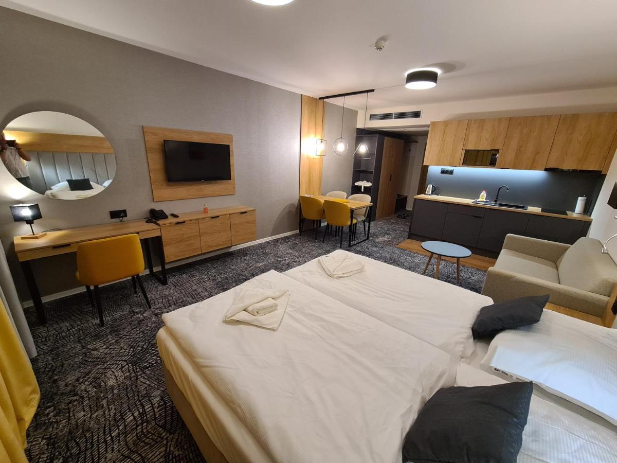 Akvamarin Besenova Apartman Daire Dış mekan fotoğraf