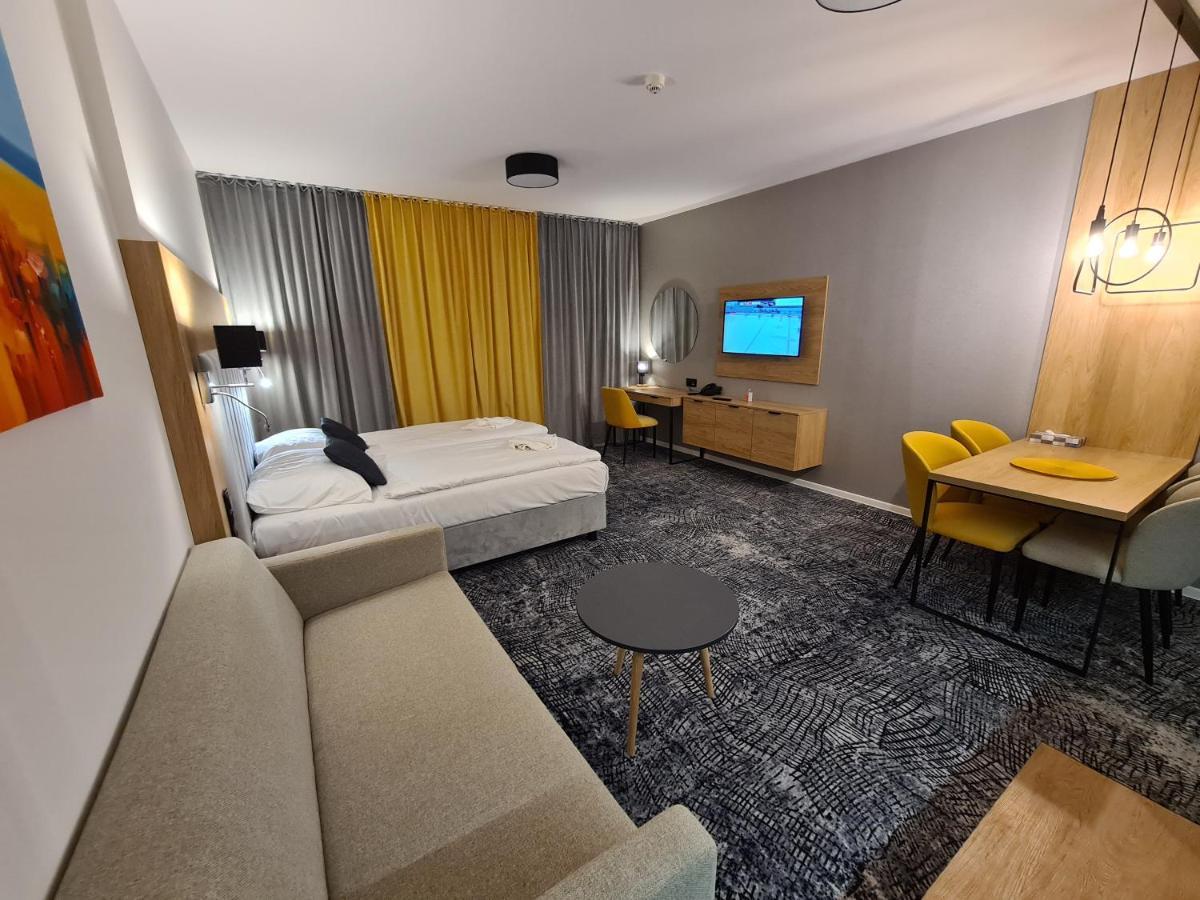 Akvamarin Besenova Apartman Daire Dış mekan fotoğraf