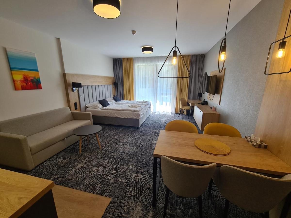 Akvamarin Besenova Apartman Daire Dış mekan fotoğraf